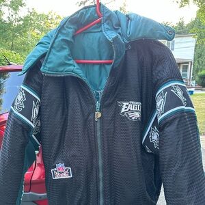 Authentic Men’s Philadelphia Eagles reversible coat